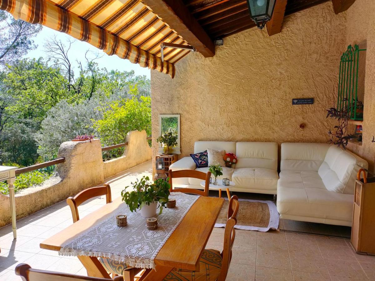 Villa Les Chariotins Draguignan Exteriér fotografie